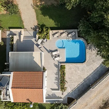 Villa Nature, Heated Pool