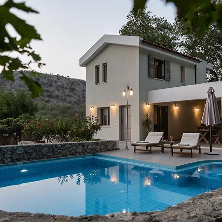 Villa Nature, Heated Pool Kalyves