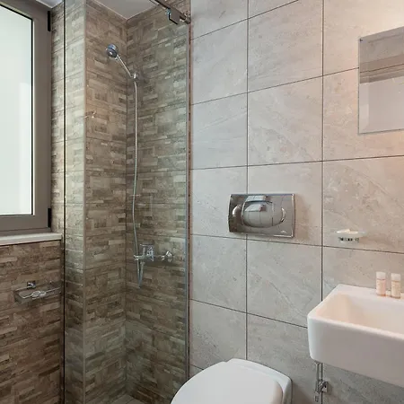 Villa Nature, Heated Pool